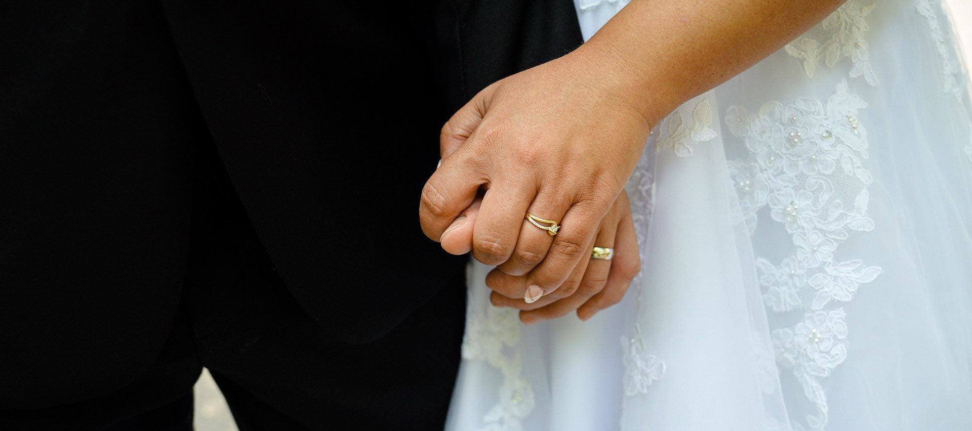 mariage-hands